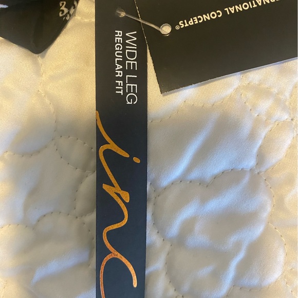 INC wide leg pants. Size XL with elastic waist band. Good condition. - Picture 6 of 12